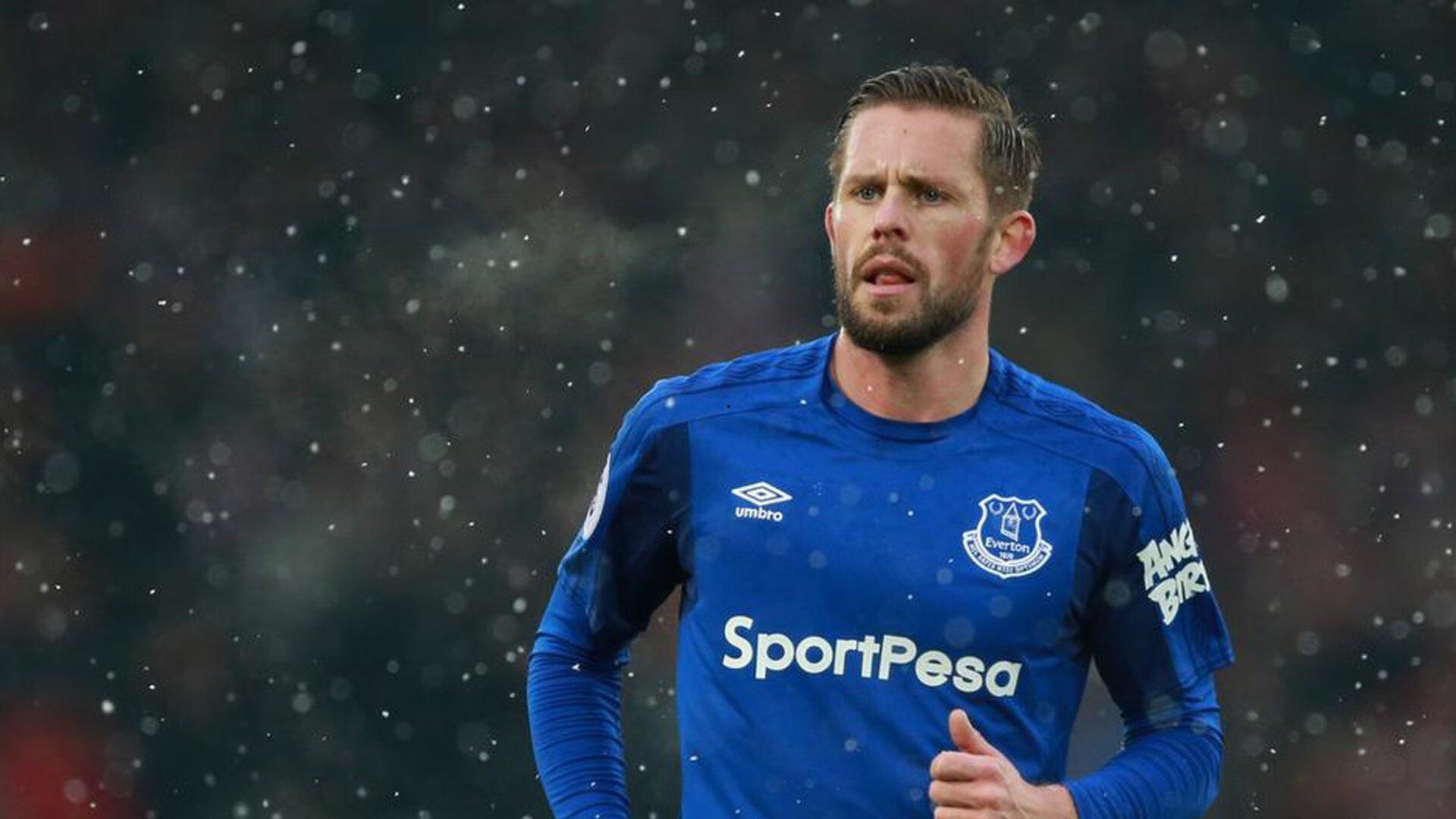 F-埃斯波西托，身披蓝黑首秀是梦想成真，斩获处子球则点亮新篇章